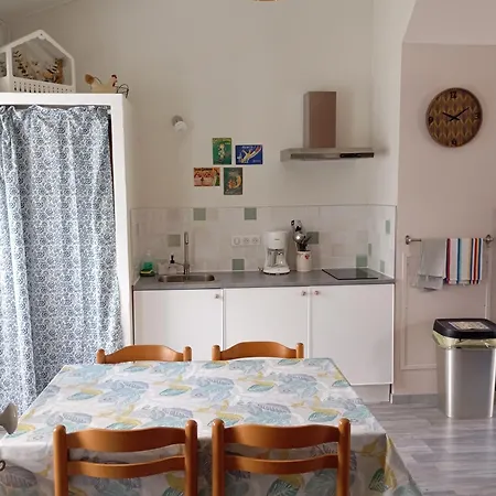 Le Gripeau Holiday home *